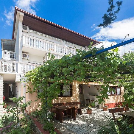 Apartment Mare Crikvenica Bagian luar foto