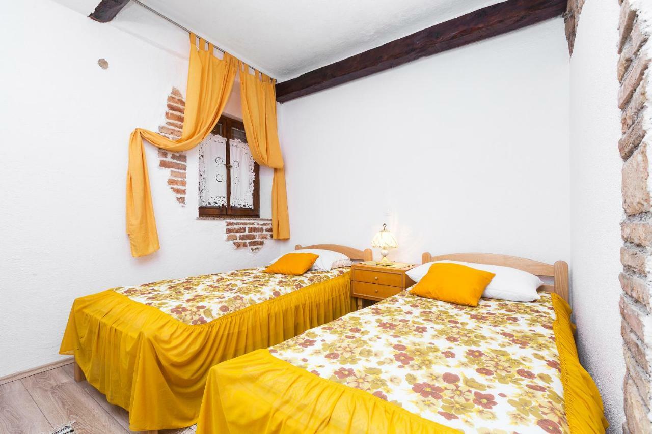 Apartment Mare Crikvenica Bagian luar foto