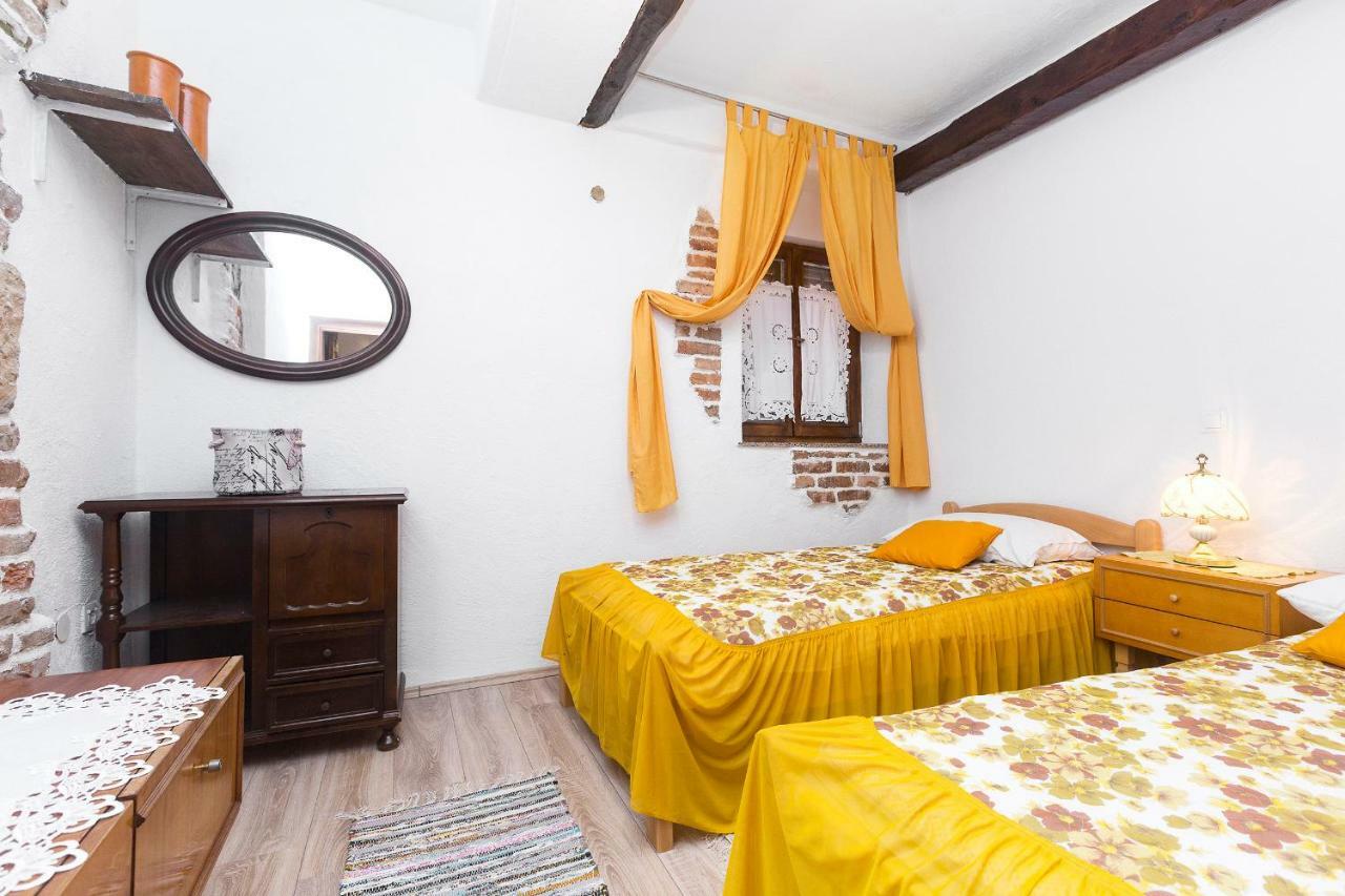 Apartment Mare Crikvenica Bagian luar foto